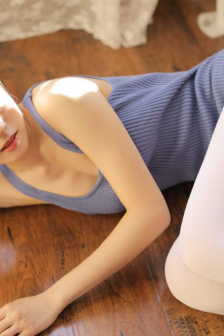 《漂亮的女邻居》三级