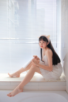我是爸爸的女人中字头